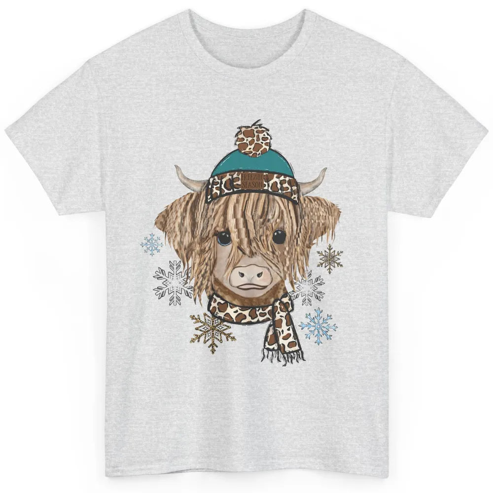 Baby Highland Cow I'm Freaking Freezing Christmas Winter Classic Unisex T-Shirt