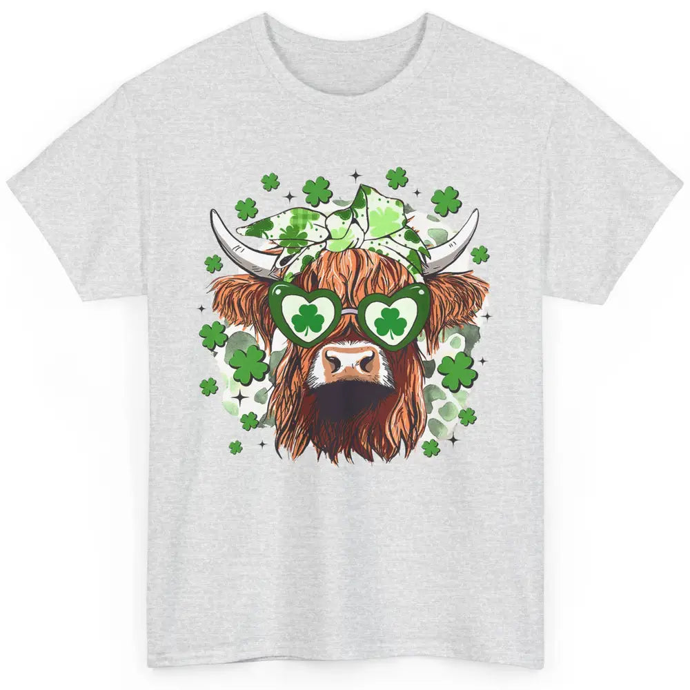 St Patrick Highland Cow Shamrock Bandana Western St Paddy Classic Unisex T-Shirt