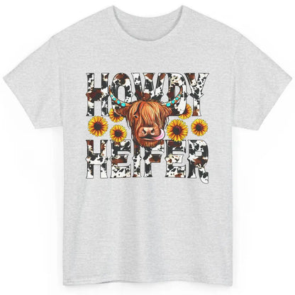 Sunflower Highland Cow Howdy Heifer Western Country Cowboy Classic Unisex T-Shirt