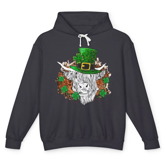 St Patrick's Day Highland Cow With Hat And Clover Shamrock Unisex Lightweight Hoodie