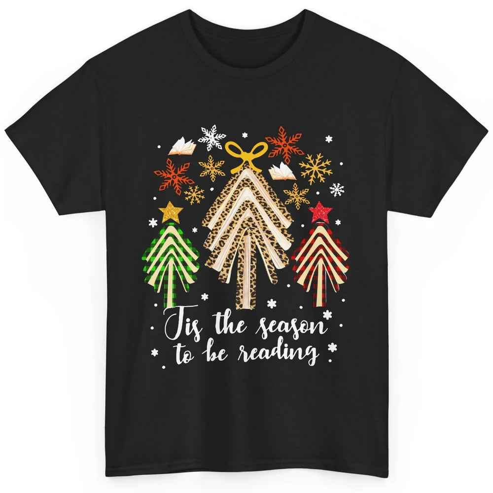 Books Christmas Tree Tis The Season To Be Reading Christmas Classic Unisex T-Shirt