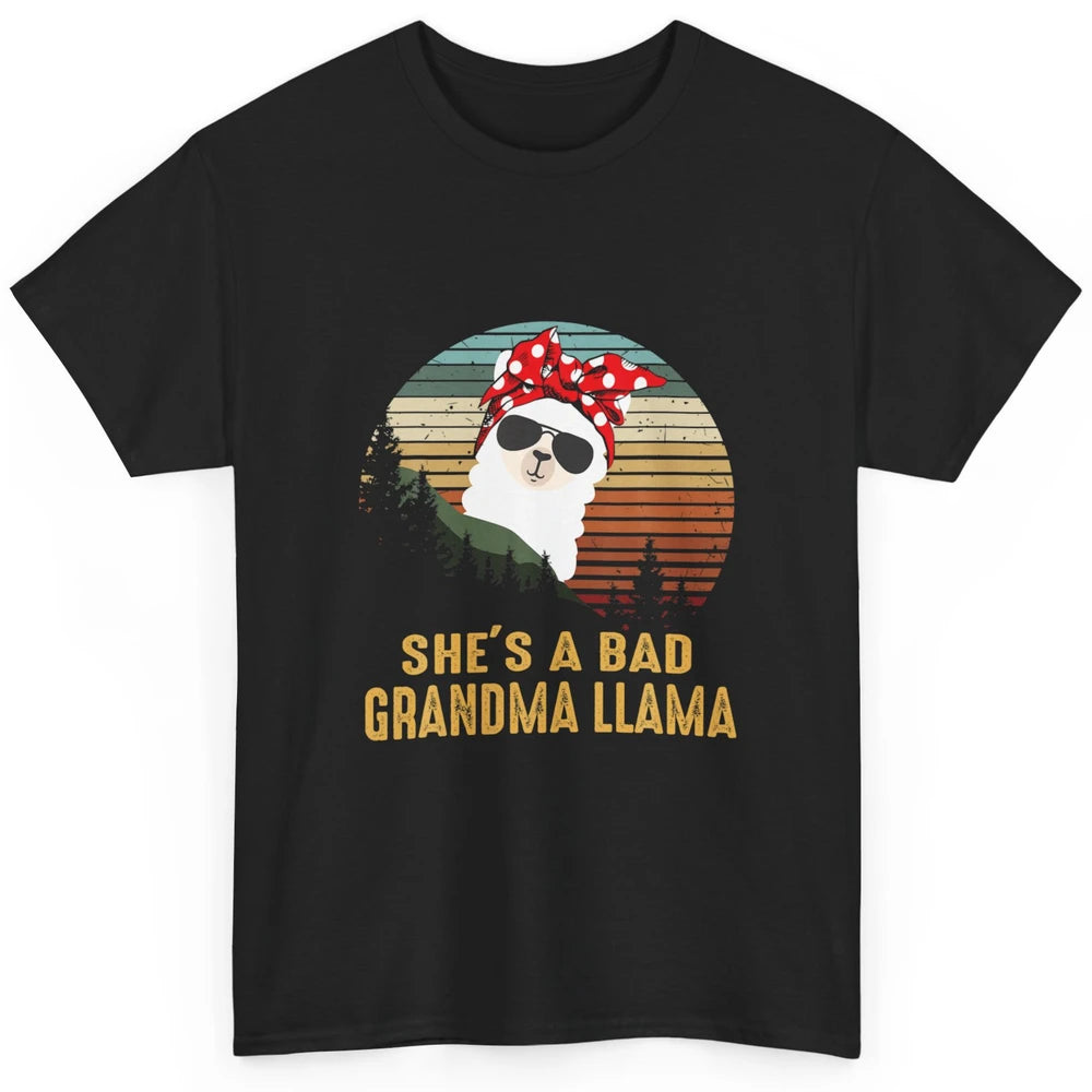 Funny Bad Grandma Llama Funny Farm Animal Alpaca Mothers Day Classic Unisex T-Shirt