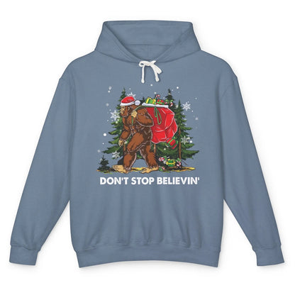 Funny Santa Bigfoot Don’t Stop Believing Christmas Tree Gift Unisex Lightweight Hoodie