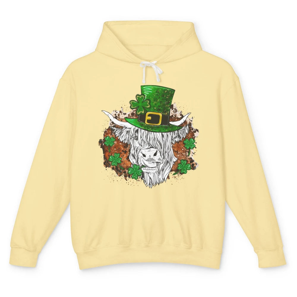 St Patrick's Day Highland Cow With Hat And Clover Shamrock Unisex Lightweight Hoodie