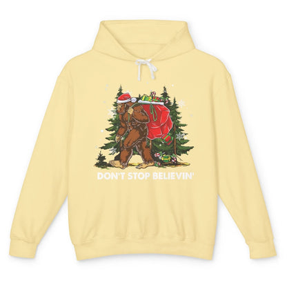 Funny Santa Bigfoot Don’t Stop Believing Christmas Tree Gift Unisex Lightweight Hoodie