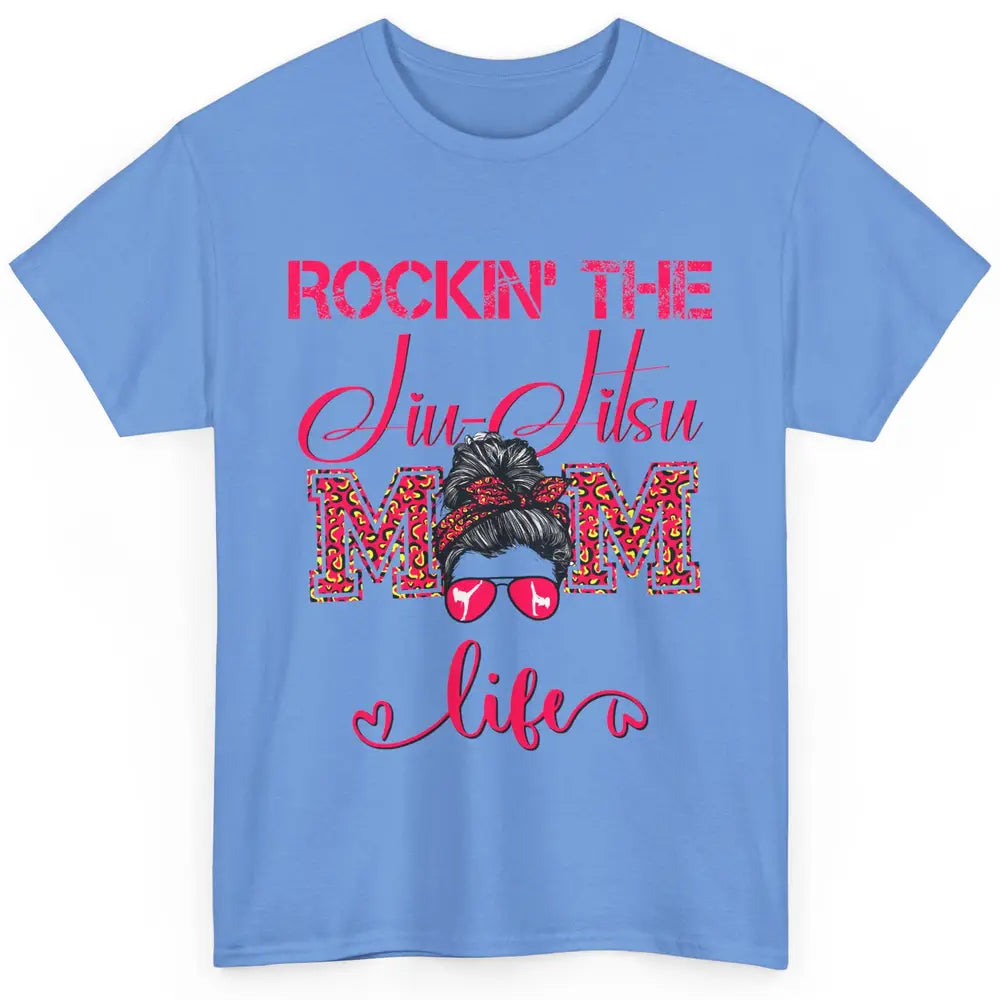 Vintage Messy Bun Jiu Jitsu Mom Life Taekwondo Martial Art Classic Unisex T-Shirt