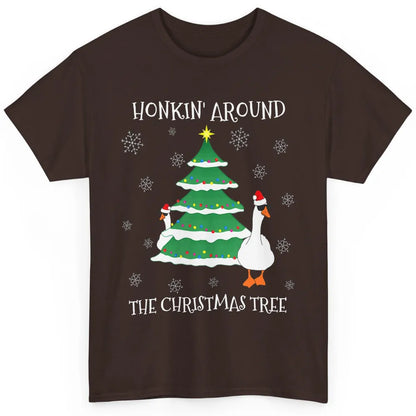 Merry Christmas Cute Geese Honking Around Xmas Tree Goose Classic Unisex T-Shirt