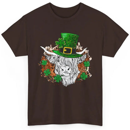 St Patrick's Day Highland Cow With Hat And Clover Shamrock Classic Unisex T-Shirt