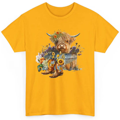 Cute Highland Cow In Metal Tub Western Cow Cowboy Boots Classic Unisex T-Shirt