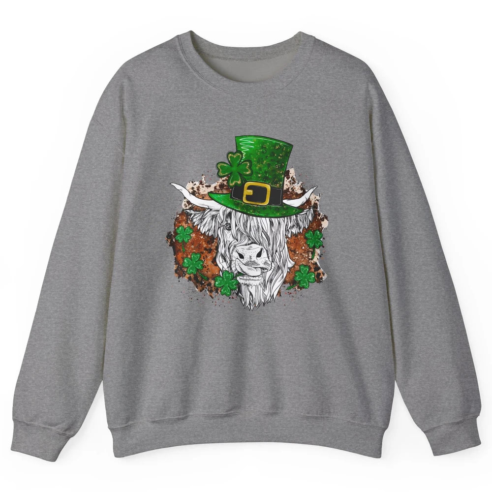 St Patrick's Day Highland Cow With Hat And Clover Shamrock Unisex Crewneck Sweatshirt