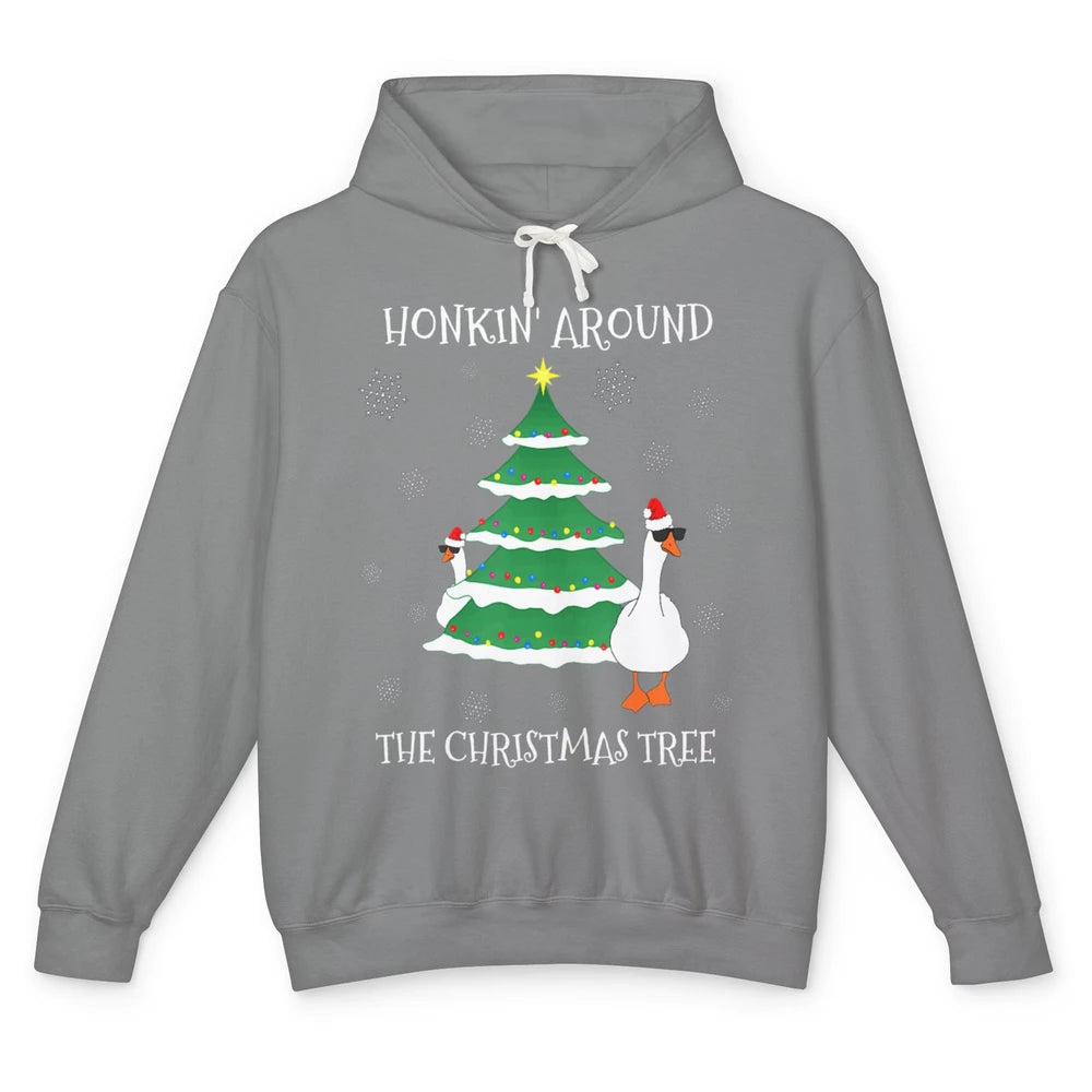 Merry Christmas Cute Geese Honking Around Xmas Tree Goose Unisex Lightweight Hoodie