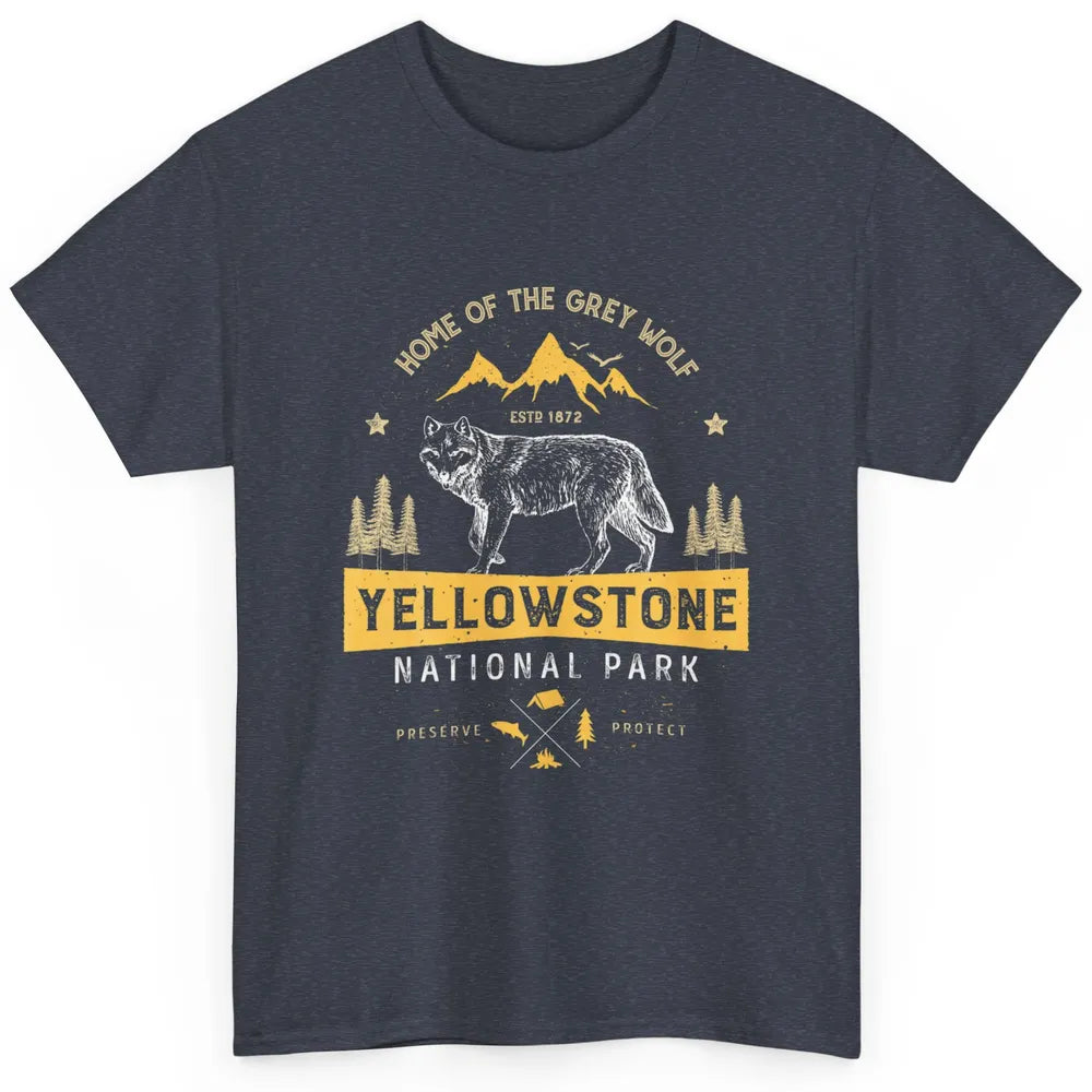 Yellowstone National Park Home Grey Wolf Vintage Wild Nature Classic Unisex T-Shirt