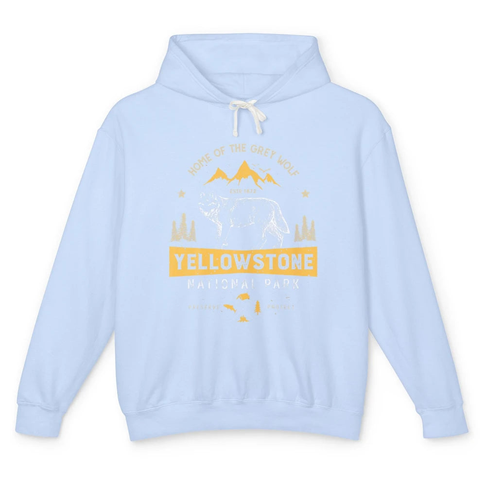 Yellowstone National Park Home Grey Wolf Vintage Wild Nature Unisex Lightweight Hoodie