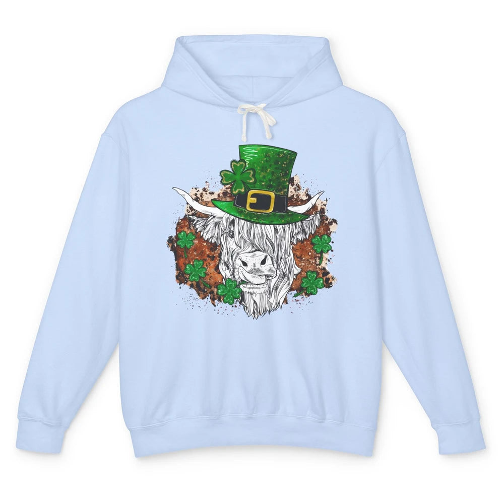 St Patrick's Day Highland Cow With Hat And Clover Shamrock Unisex Lightweight Hoodie