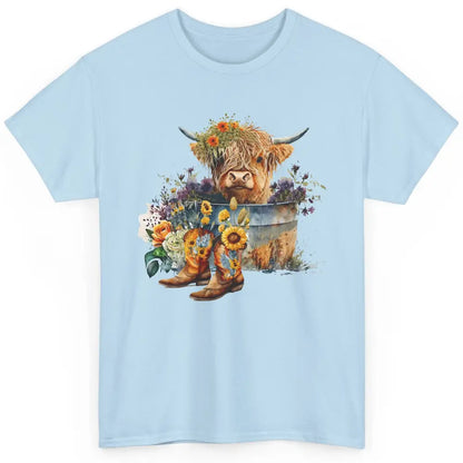 Cute Highland Cow In Metal Tub Western Cow Cowboy Boots Classic Unisex T-Shirt