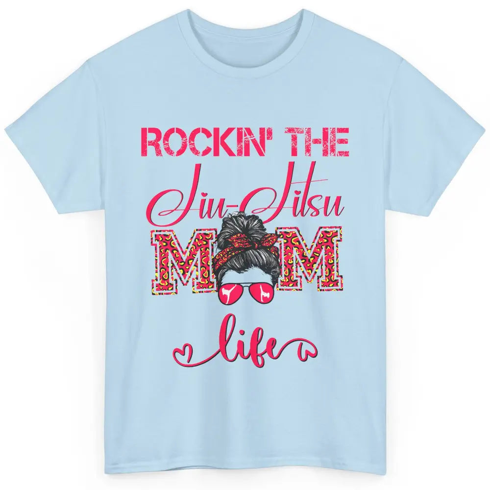 Vintage Messy Bun Jiu Jitsu Mom Life Taekwondo Martial Art Classic Unisex T-Shirt