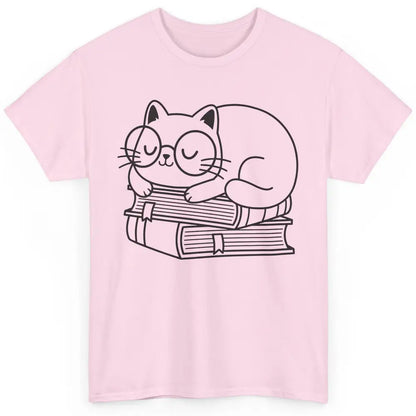 Cute Cat And Books Cute Reading Cat Lover Gift Librarian Classic Unisex T-Shirt