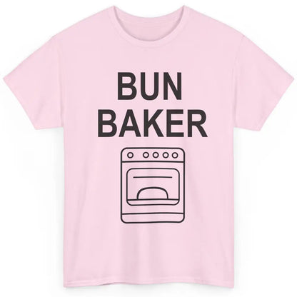 Bun Maker Bun Baker Pregnancy Announcement Baby Reveal Gift Classic Unisex T-Shirt