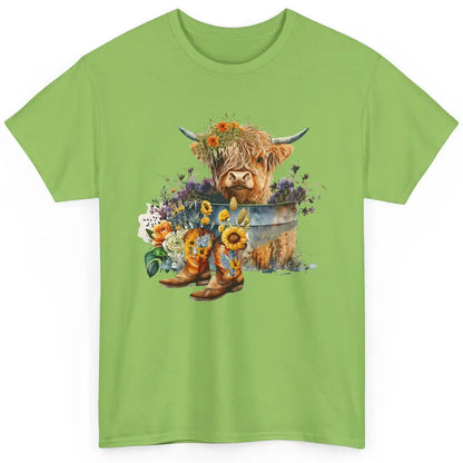 Cute Highland Cow In Metal Tub Western Cow Cowboy Boots Classic Unisex T-Shirt