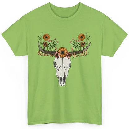 Cow Skull Bloom In The Wild Western Bull Skull Wildfloral Classic Unisex T-Shirt