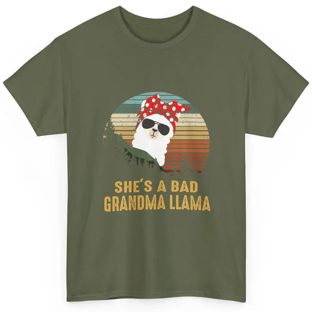 Funny Bad Grandma Llama Funny Farm Animal Alpaca Mothers Day Classic Unisex T-Shirt