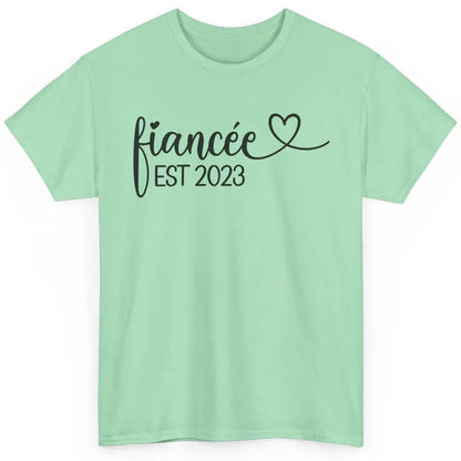 Fiancee Est 2023 Future Mrs. Engagement Bachelorette Gift Classic Unisex T-Shirt