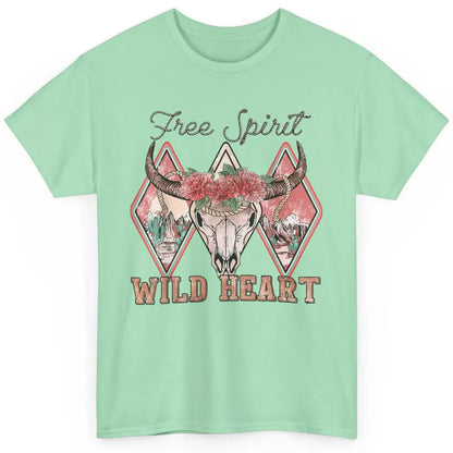 Bull Skull Free Spirit Wild Heart Valentine Western Rodeo Classic Unisex T-Shirt