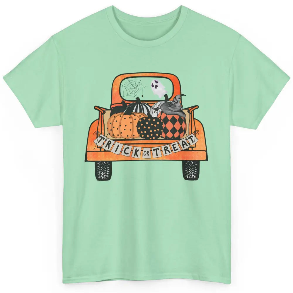 Retro Fall Pumpkin Truck Fall Halloween Trick Or Treat Gift Classic Unisex T-Shirt