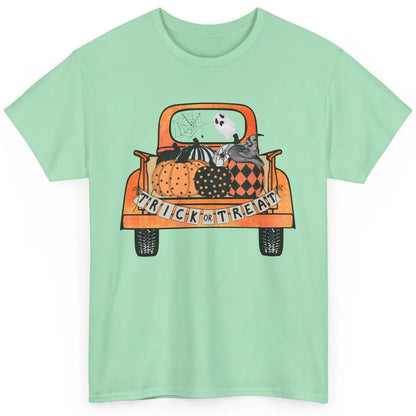 Retro Fall Pumpkin Truck Fall Halloween Trick Or Treat Gift Classic Unisex T-Shirt