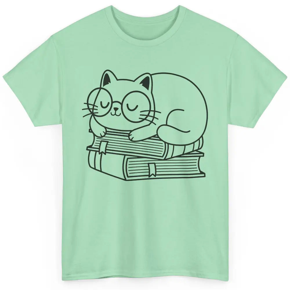 Cute Cat And Books Cute Reading Cat Lover Gift Librarian Classic Unisex T-Shirt