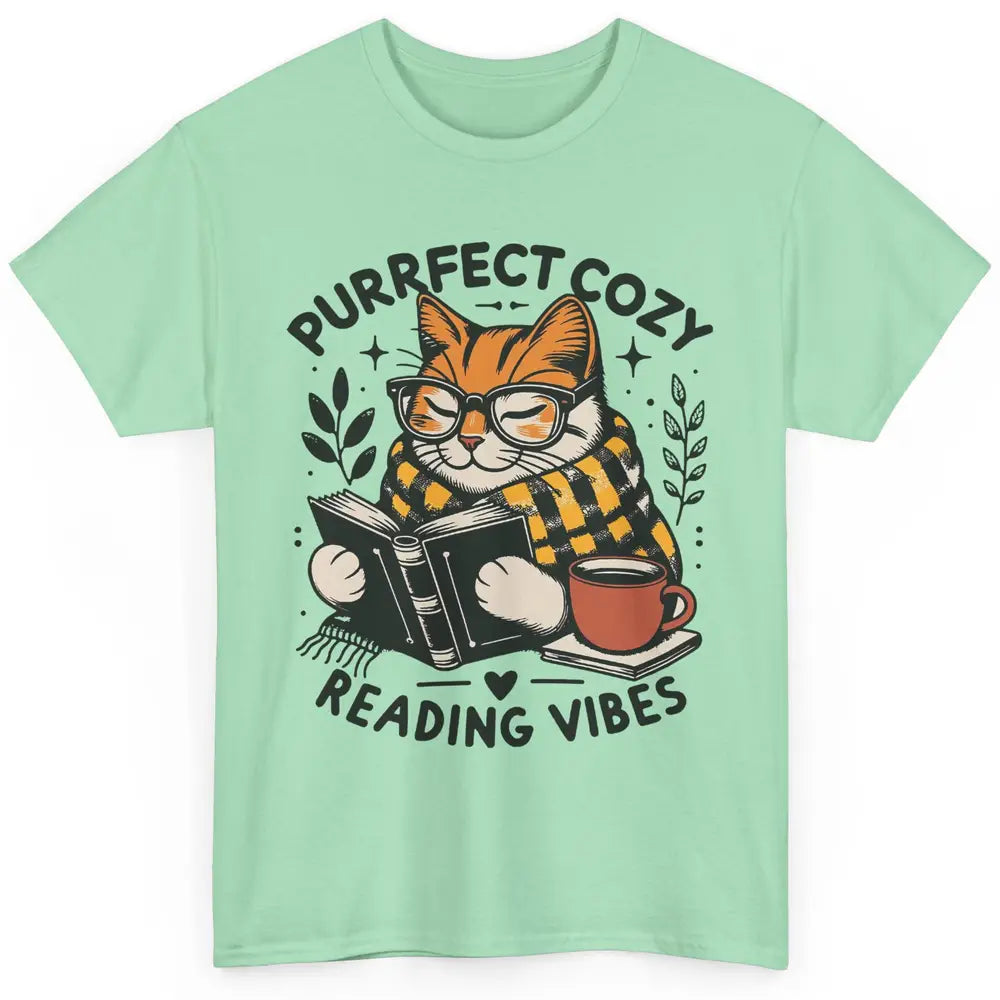 Funny Bookish Cat Purrfect Cozy Reading Vibes Winter Reading Classic Unisex T-Shirt