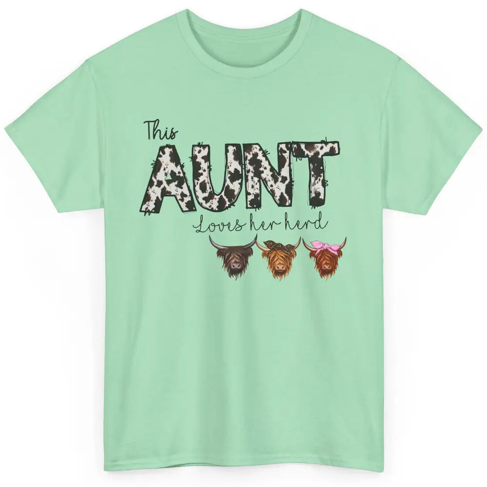 Cowhide This Aunt Love Her Herd Highland Cow Western Auntie Classic Unisex T-Shirt