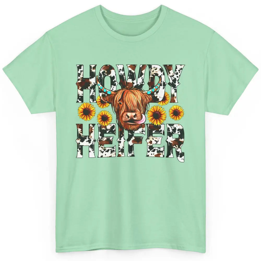 Sunflower Highland Cow Howdy Heifer Western Country Cowboy Classic Unisex T-Shirt