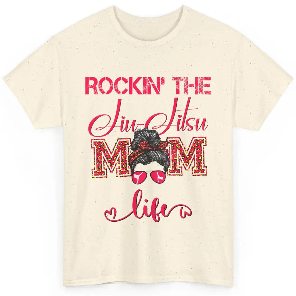 Vintage Messy Bun Jiu Jitsu Mom Life Taekwondo Martial Art Classic Unisex T-Shirt