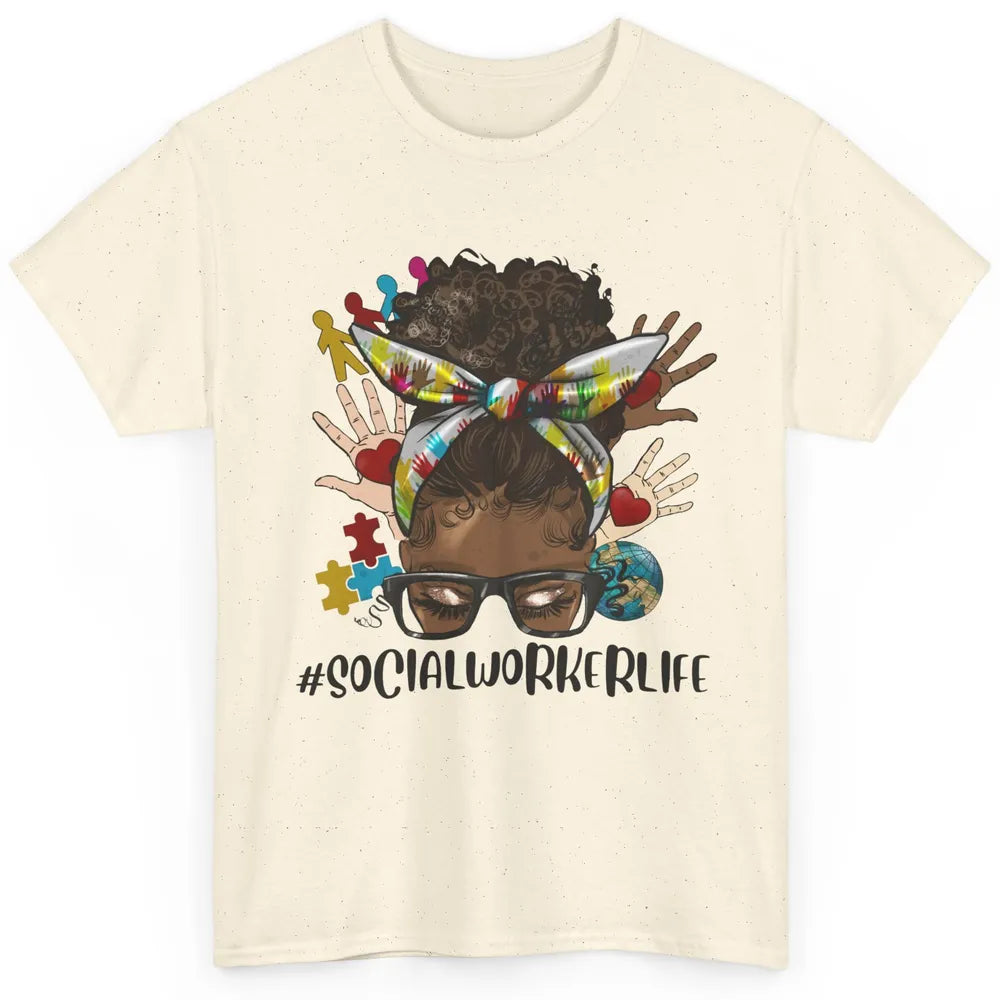 Social Worker Life Messy Bun Black Girl Glasses Be Kind Classic Unisex T-Shirt