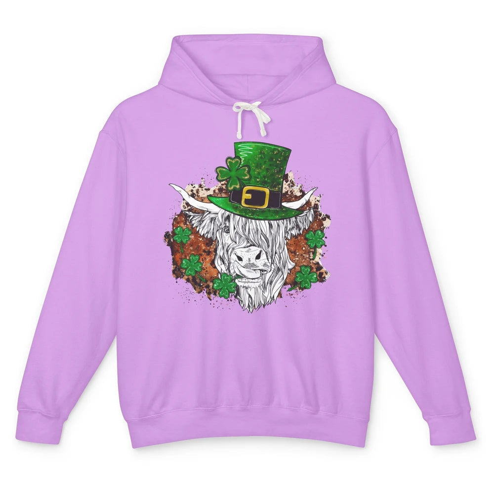 St Patrick's Day Highland Cow With Hat And Clover Shamrock Unisex Lightweight Hoodie