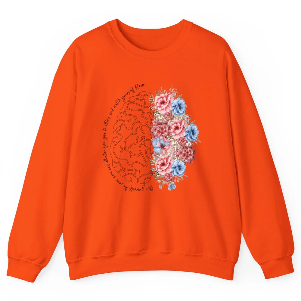 Brain Anatomy Nurse Blooming Flowers Nursing Anatomical Gift Unisex Crewneck Sweatshirt