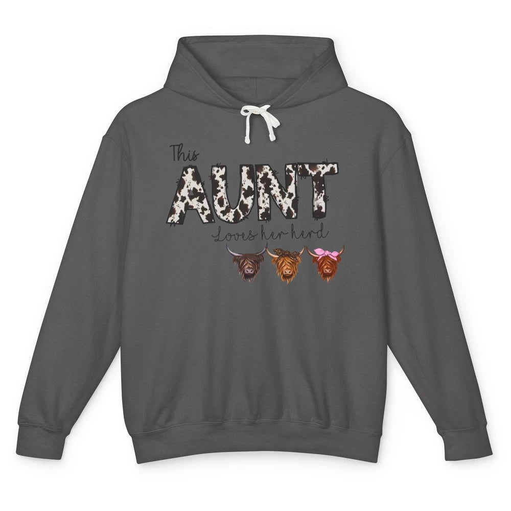 Cowhide This Aunt Love Her Herd Highland Cow Western Auntie Unisex Lightweight Hoodie