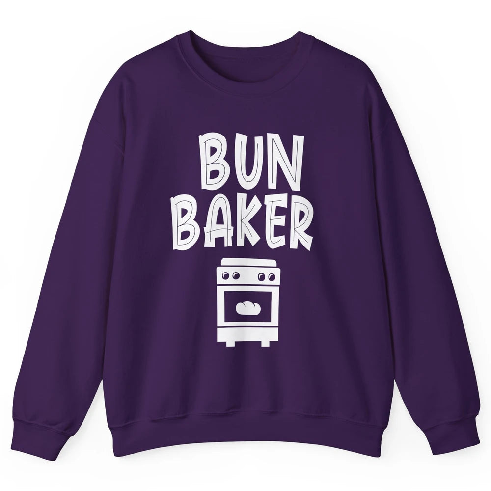 Bun Maker Bun Baker Pregnancy Announcement Baby Reveal Gift Unisex Crewneck Sweatshirt