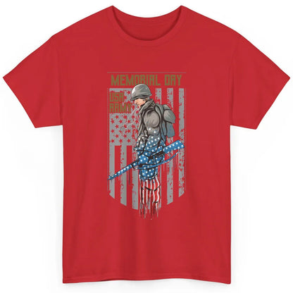 US Army Veteran With Gun American Flag US Pride Memorial Day Classic Unisex T-Shirt