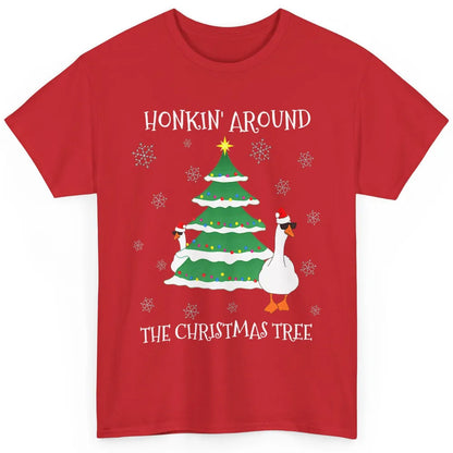 Merry Christmas Cute Geese Honking Around Xmas Tree Goose Classic Unisex T-Shirt