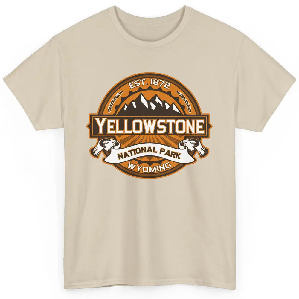 Yellowstone National Park Wyoming Golden Mountains Vintage Classic Unisex T-Shirt