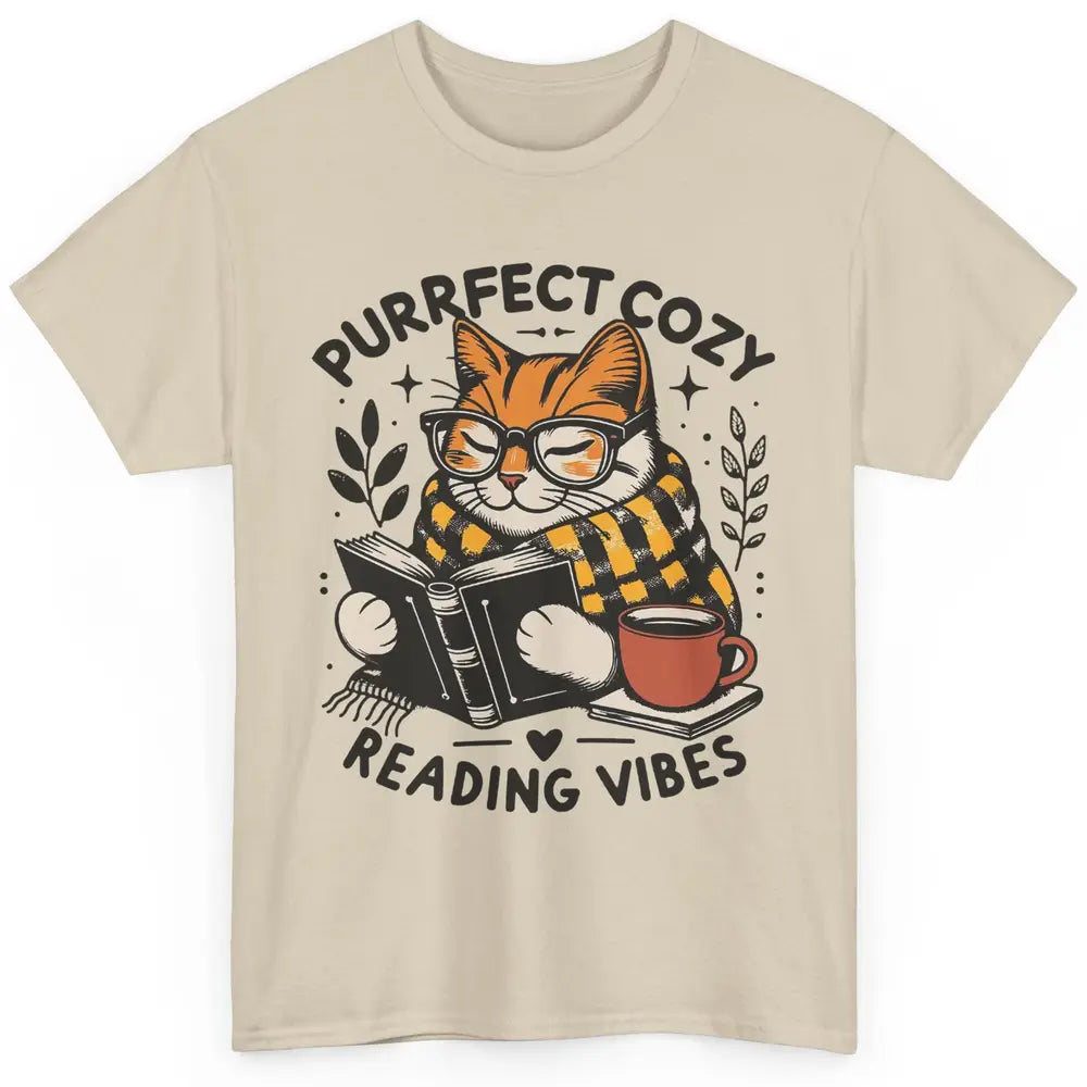 Funny Bookish Cat Purrfect Cozy Reading Vibes Winter Reading Classic Unisex T-Shirt