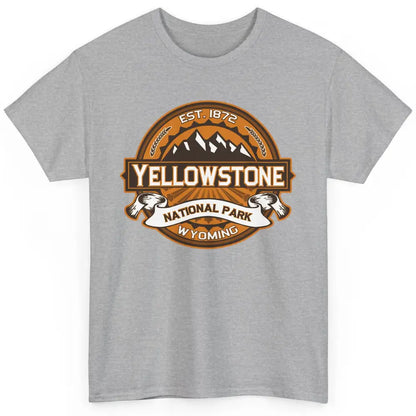 Yellowstone National Park Wyoming Golden Mountains Vintage Classic Unisex T-Shirt