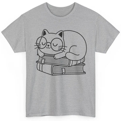 Cute Cat And Books Cute Reading Cat Lover Gift Librarian Classic Unisex T-Shirt