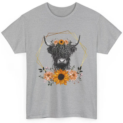 Floral Highland Cow Western Farm Animals Highland Cow Cattle Classic Unisex T-Shirt