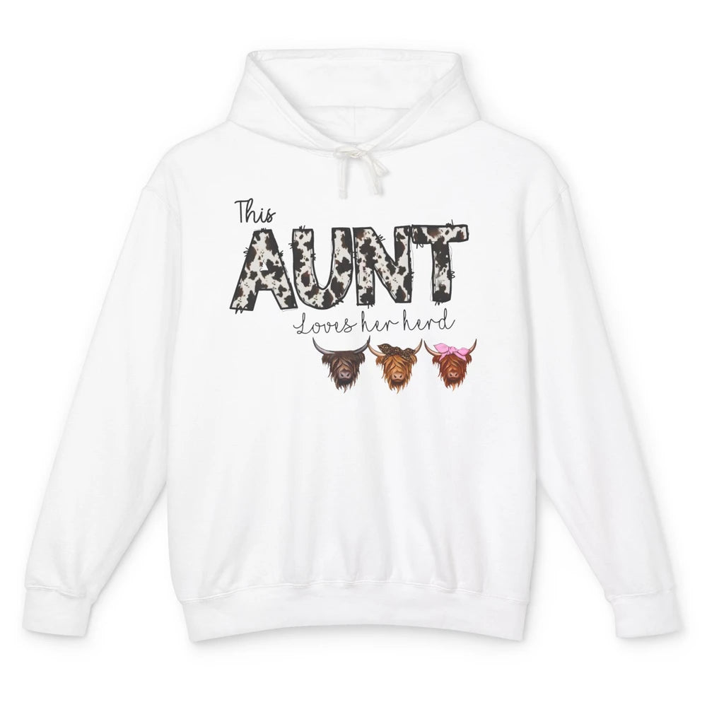 Cowhide This Aunt Love Her Herd Highland Cow Western Auntie Unisex Lightweight Hoodie