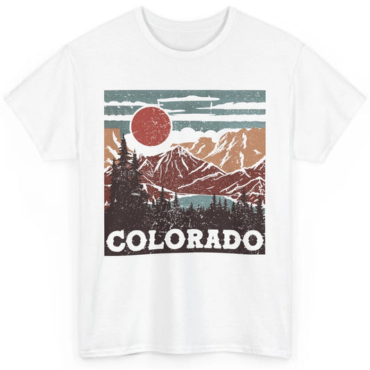 Vintage Colorado Rocky Mountains Boho Colorado Travel Hiking Classic Unisex T-Shirt